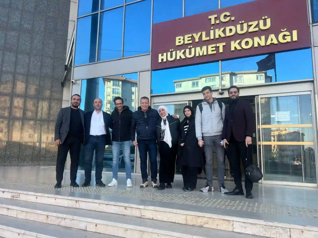 صورة عميل مع الطابو في تركيا