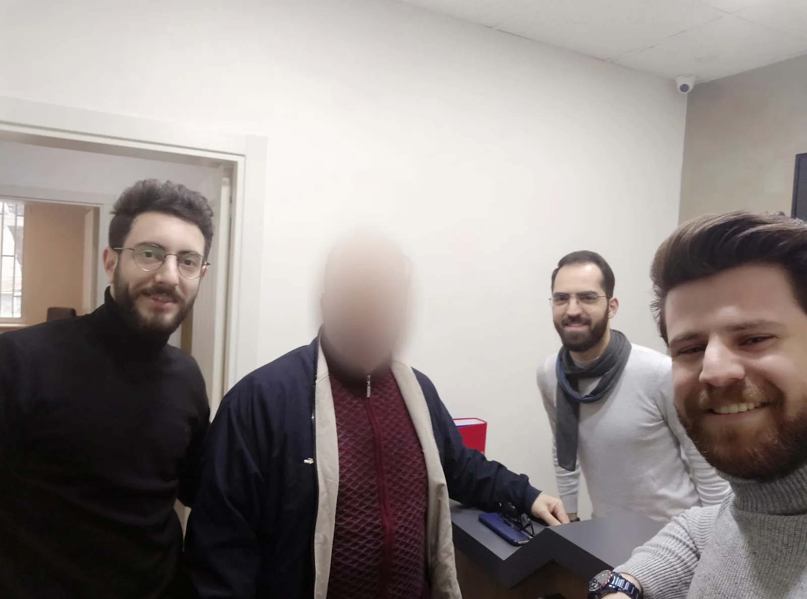 مع عملائنا في المكتب
